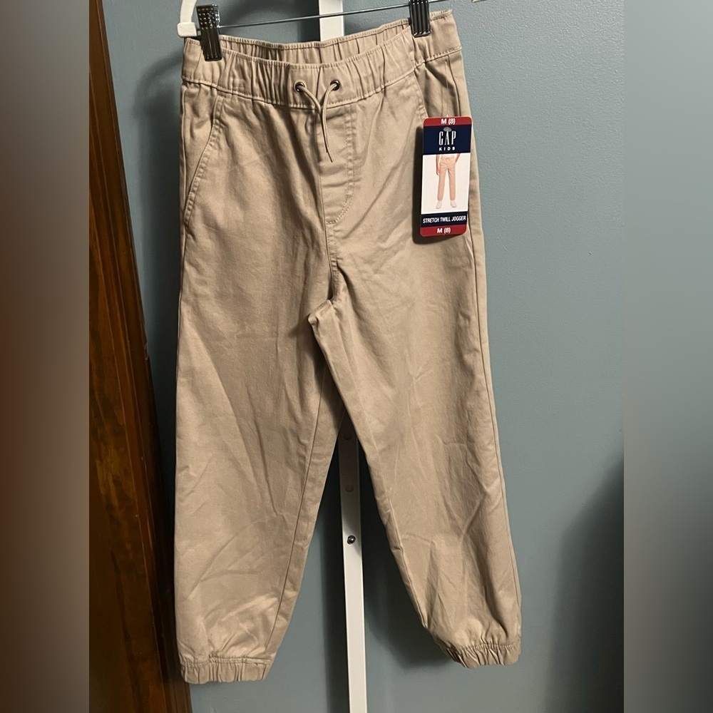 GAP Kids Khaki Stretch Twill Joggers NWT Medium 8